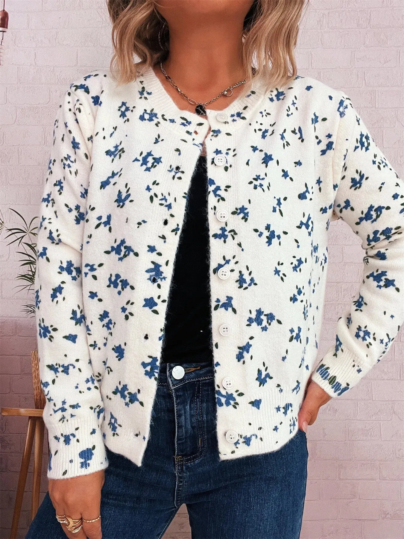 Floral Button-Up Long Sleeve Cardigan sold by Charming Charlie product image thumbnail 2