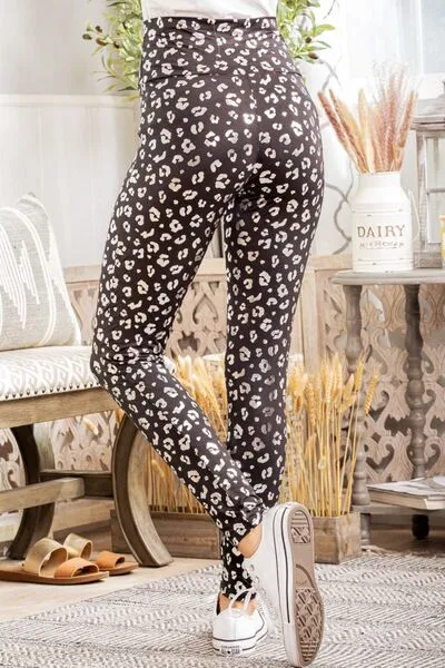Heimish Full Size Leopard High Waist Leggings sold by Charming Charlie product image thumbnail 2