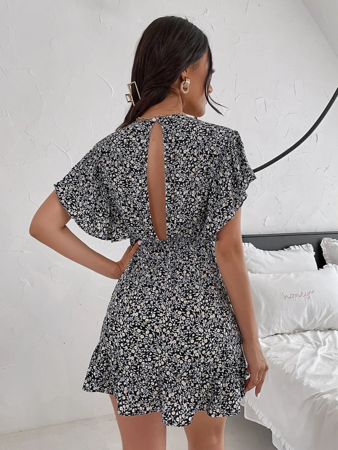 Cutout Ditsy Floral Surplice Flounce Sleeve Dress sold by Charming Charlie product image thumbnail 5