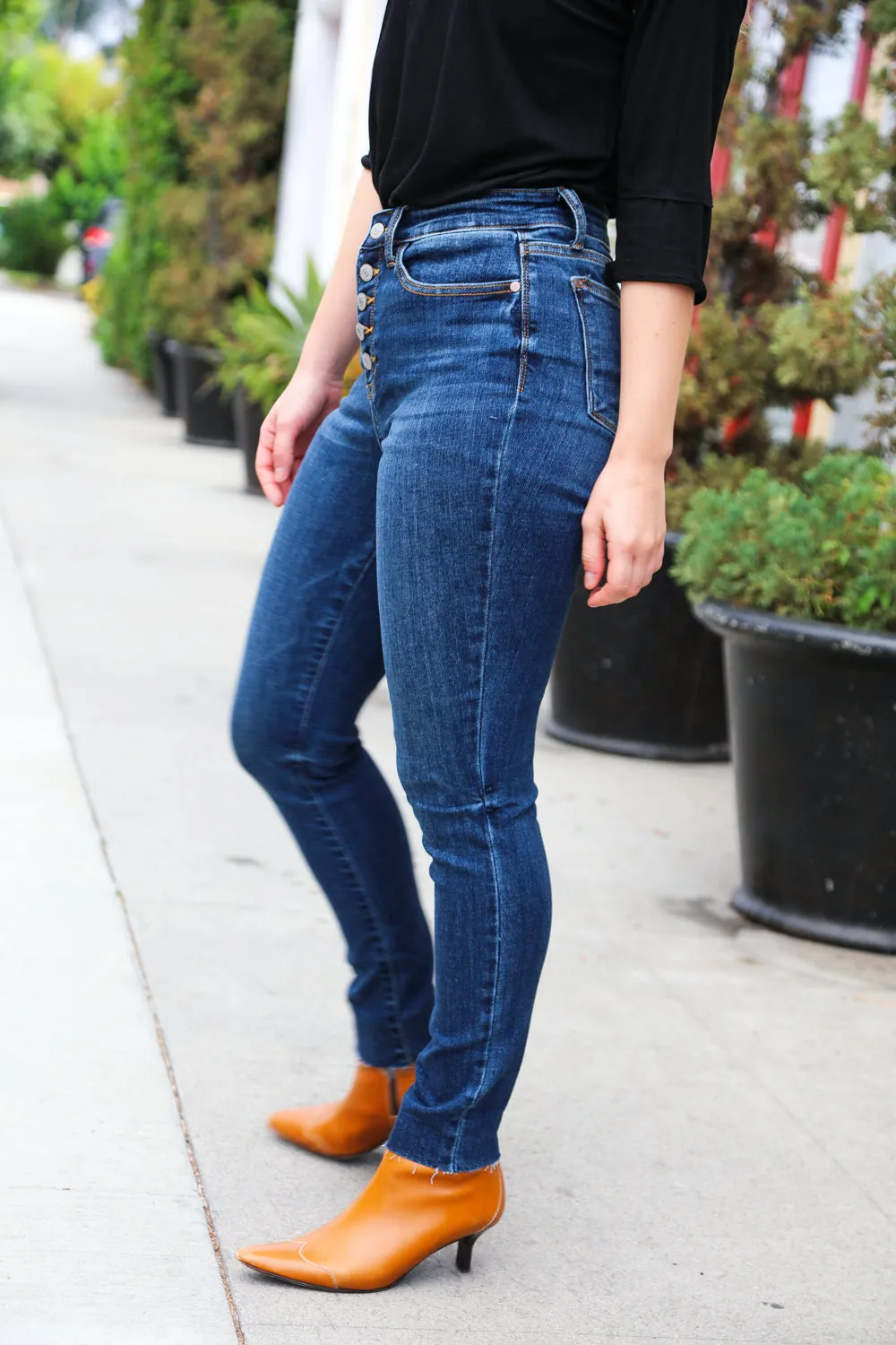 Stand Out Dark Denim High Rise Skinny Fit Button Fly Jeans sold by Charming Charlie product image thumbnail 2