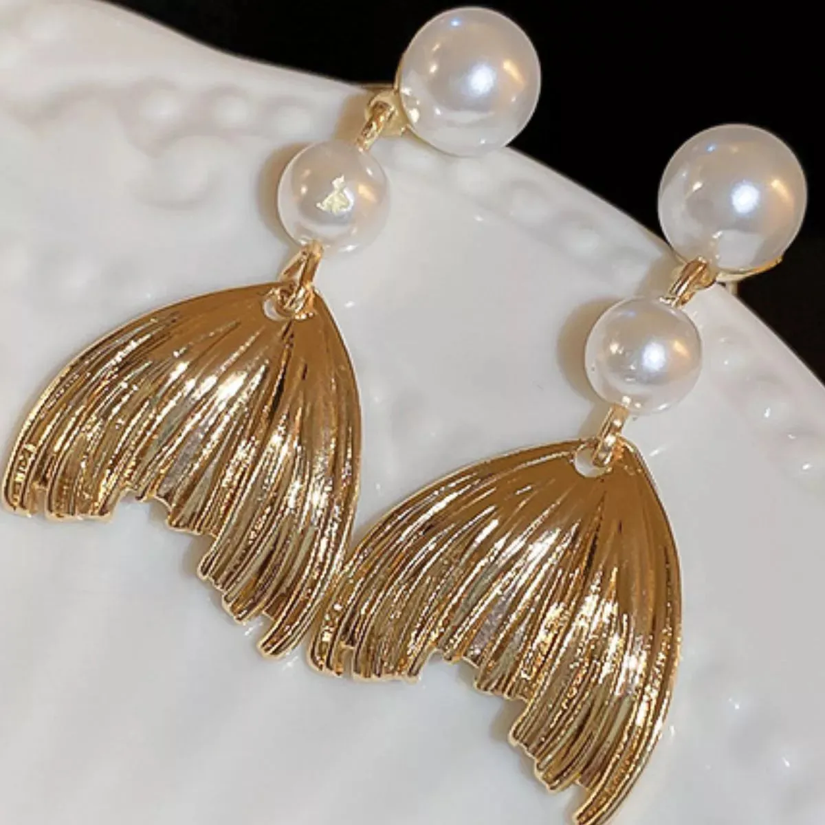 18K Gold-Plated Alloy Geometric Earrings sold by Charming Charlie product image thumbnail 4