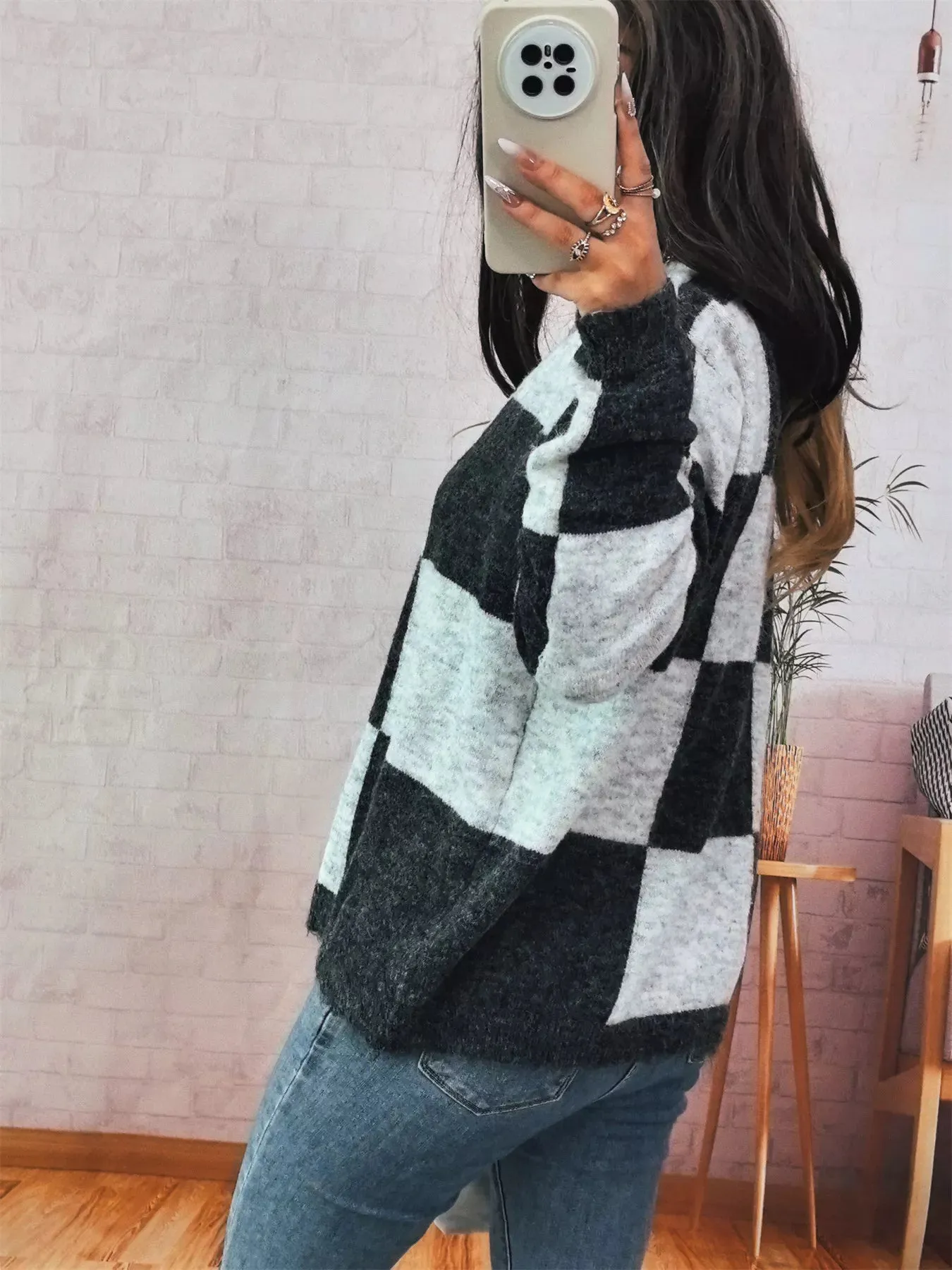 Color Block Round Neck Sweater sold by Charming Charlie product image thumbnail 5