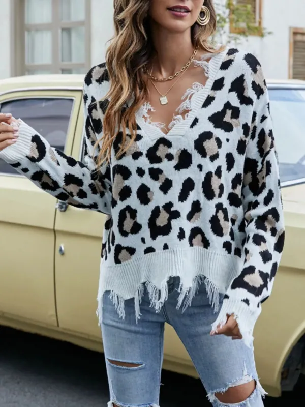 Frayed Hem Long Sleeve Sweater sold by Charming Charlie