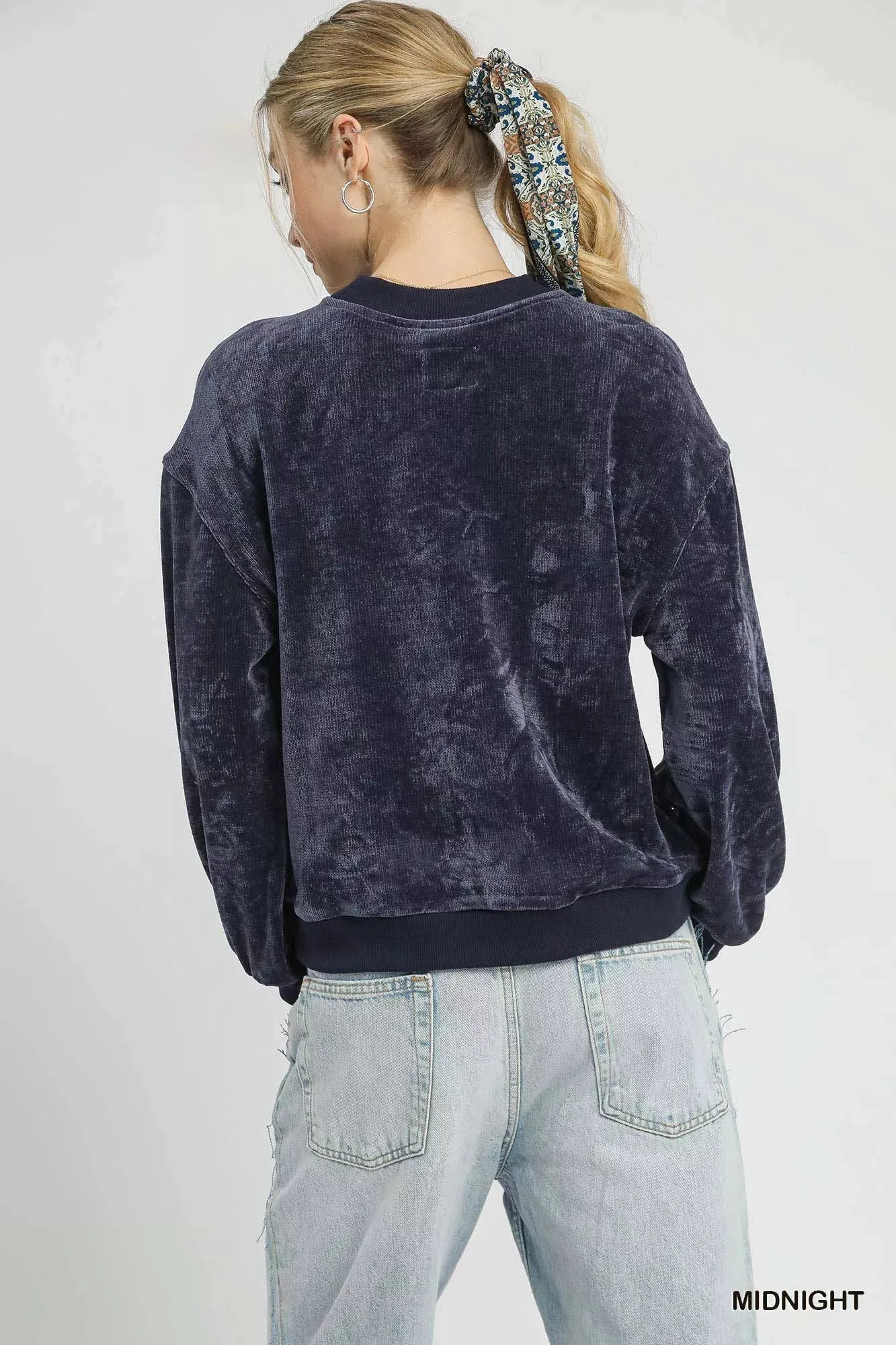 Umgee Velour Crewneck Balloon Sleeve Sweatshirt sold by Charming Charlie product image thumbnail 3