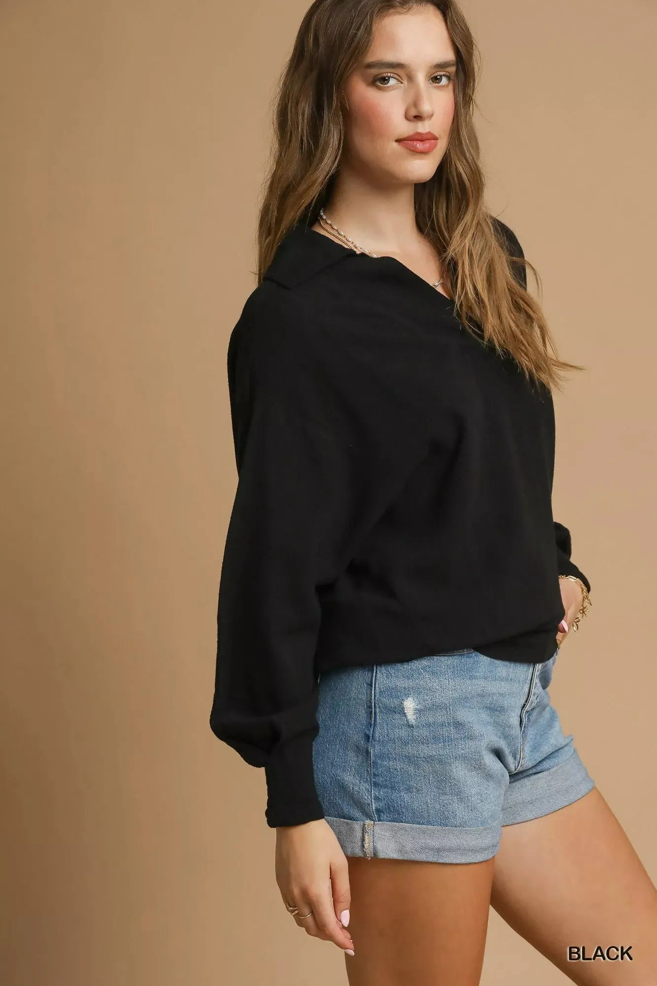 Umgee Linen Long Sleeves Elastic Hem Blouse sold by Charming Charlie product image thumbnail 4
