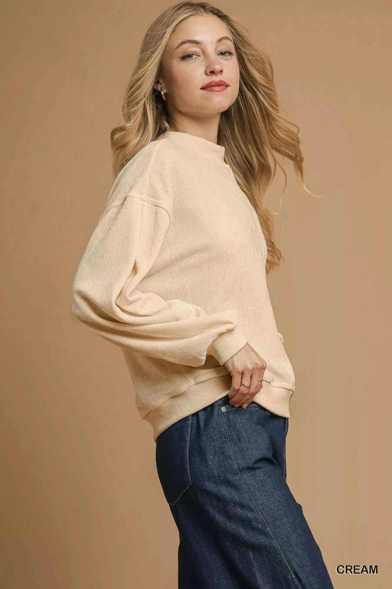 Umgee Velour Crewneck Balloon Sleeve Sweatshirt sold by Charming Charlie product image thumbnail 2