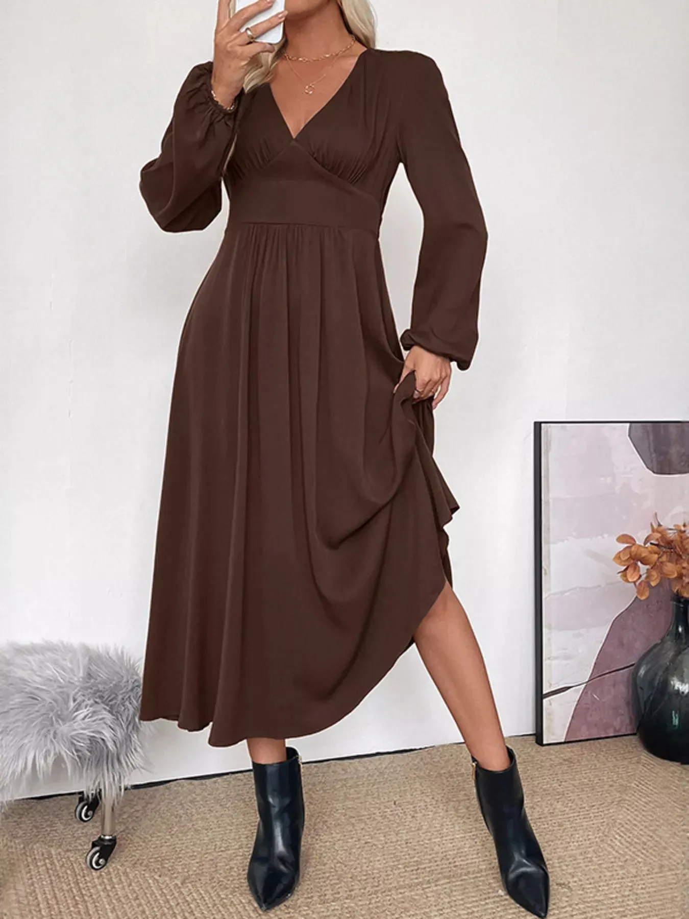 V-Neck Balloon Sleeve Midi Dress sold by Charming Charlie product image thumbnail 5