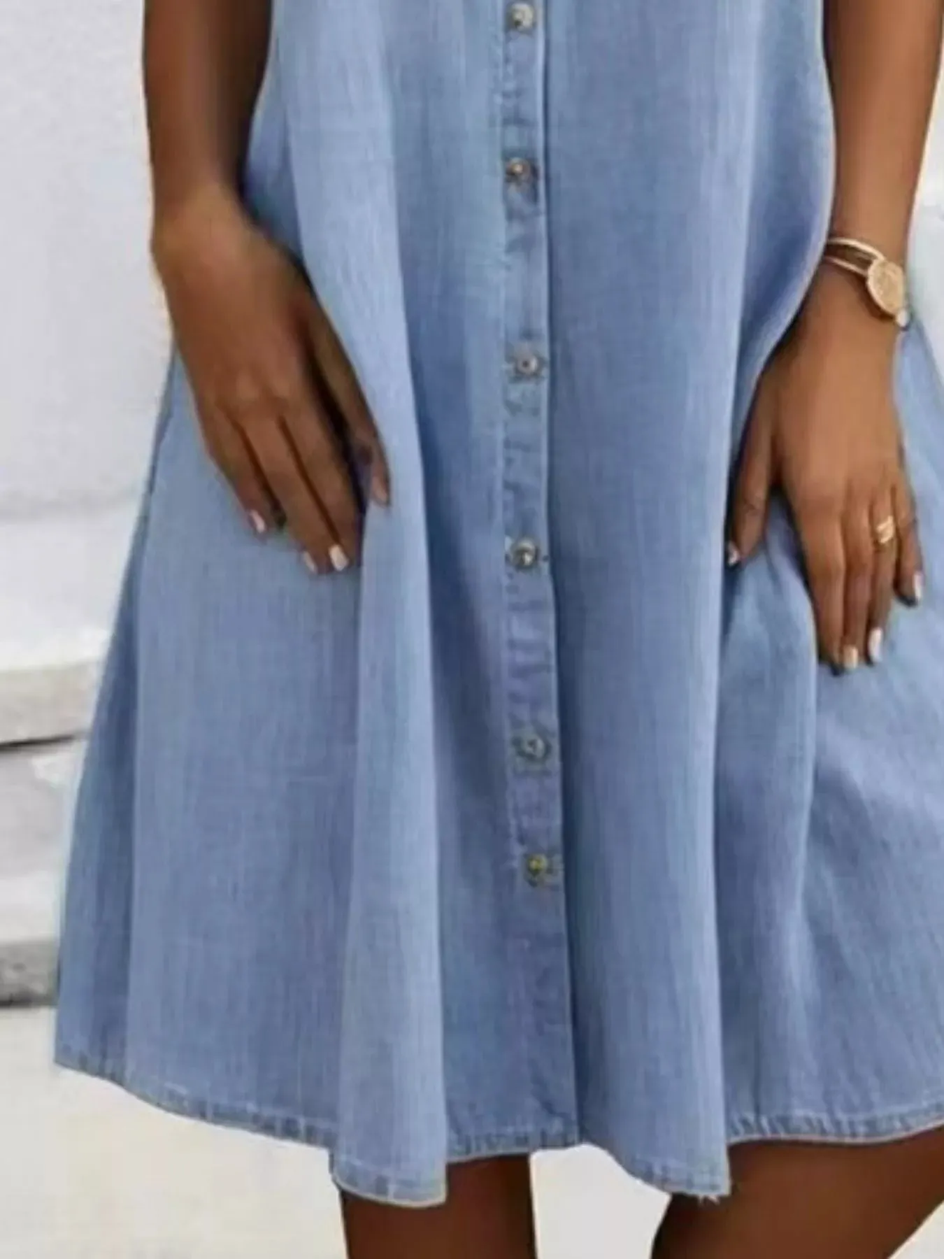 Full Size Button-Front Short Sleeve Denim Dress Plus Size sold by Charming Charlie product image thumbnail 3