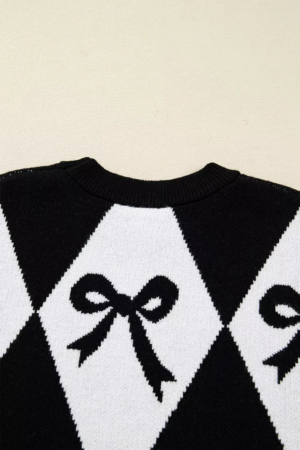 Bow Pattern Long Sleeve Contrast Sweater sold by Charming Charlie product image thumbnail 5