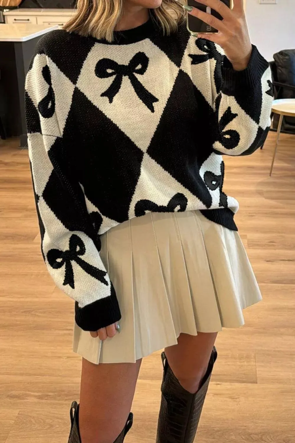 Bow Pattern Long Sleeve Contrast Sweater sold by Charming Charlie product image thumbnail 2