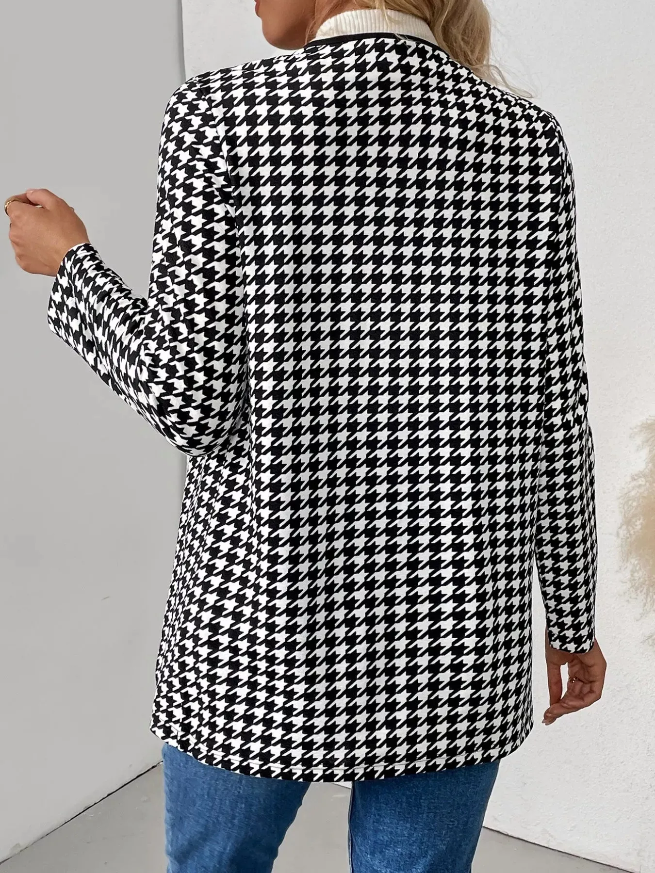 Houndstooth Open Front Long Sleeve Cardigan sold by Charming Charlie product image thumbnail 4