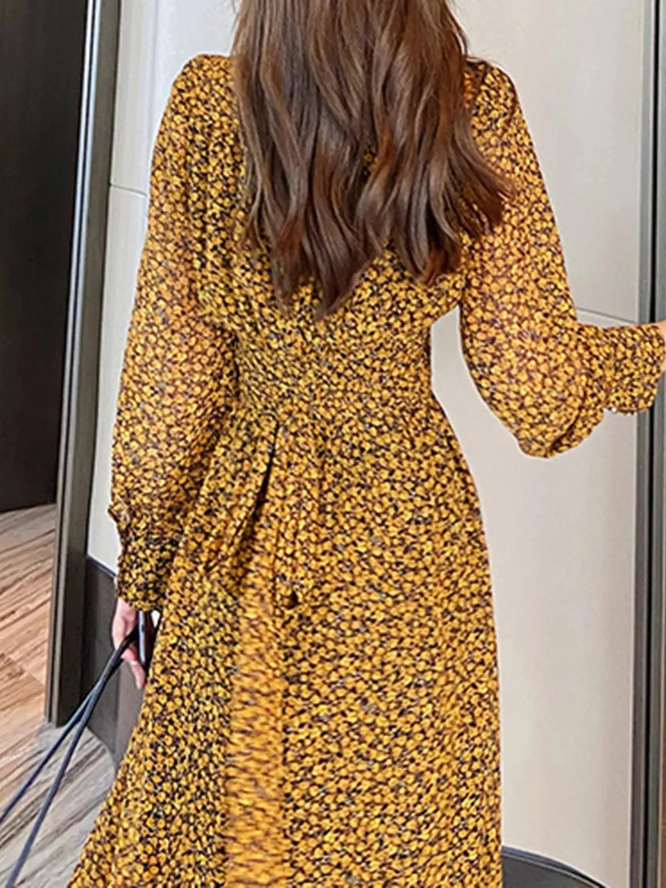 Floral Print Long Sleeve Dress sold by Charming Charlie product image thumbnail 2
