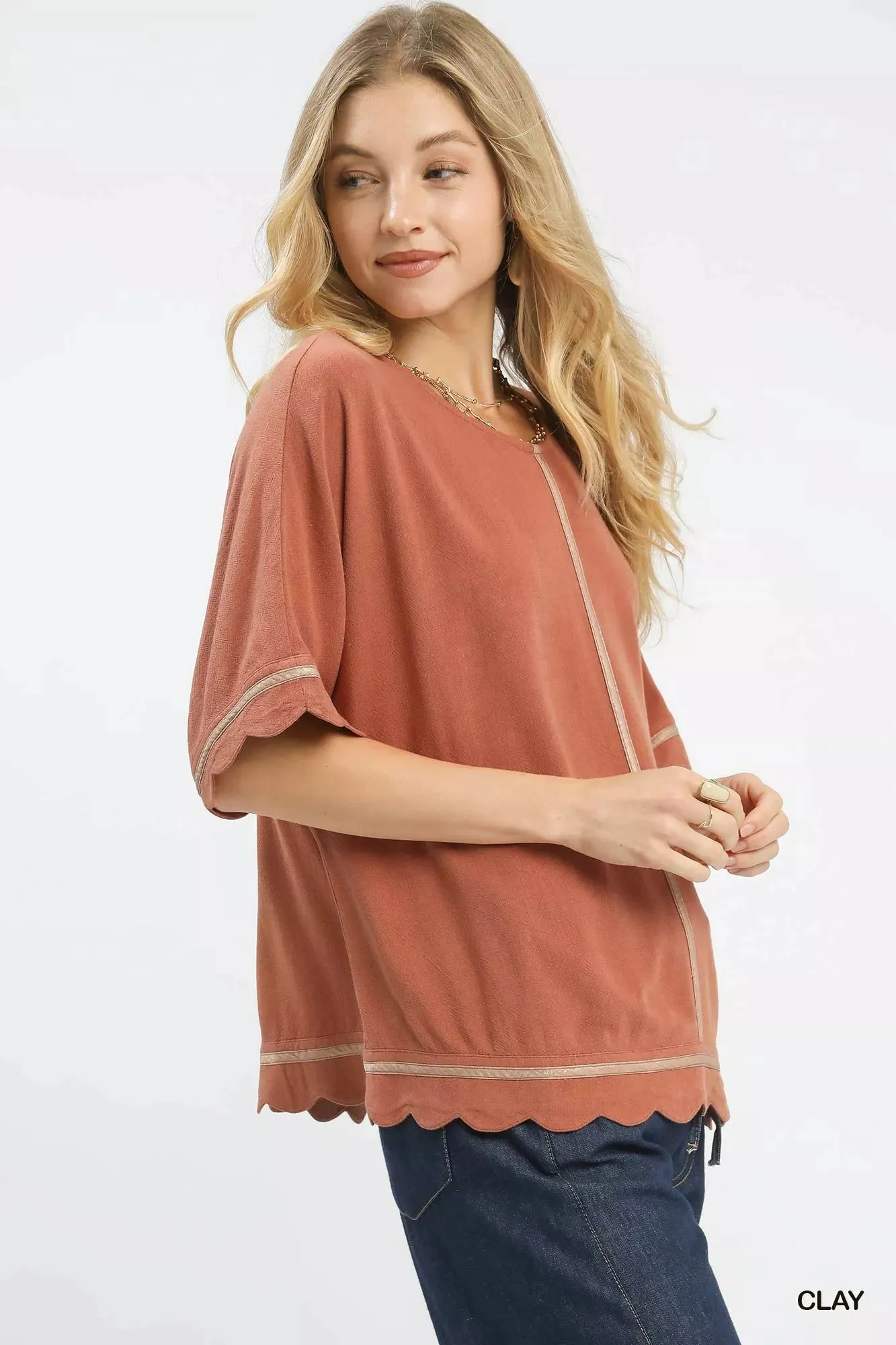 Umgee Linen Blend Scallop Trim Top sold by Charming Charlie product image thumbnail 3