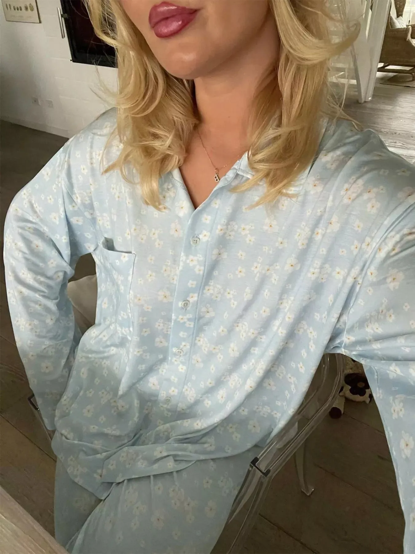 Floral Print Relaxed Fit Top and Pants Lounge Set sold by Charming Charlie product image thumbnail 2