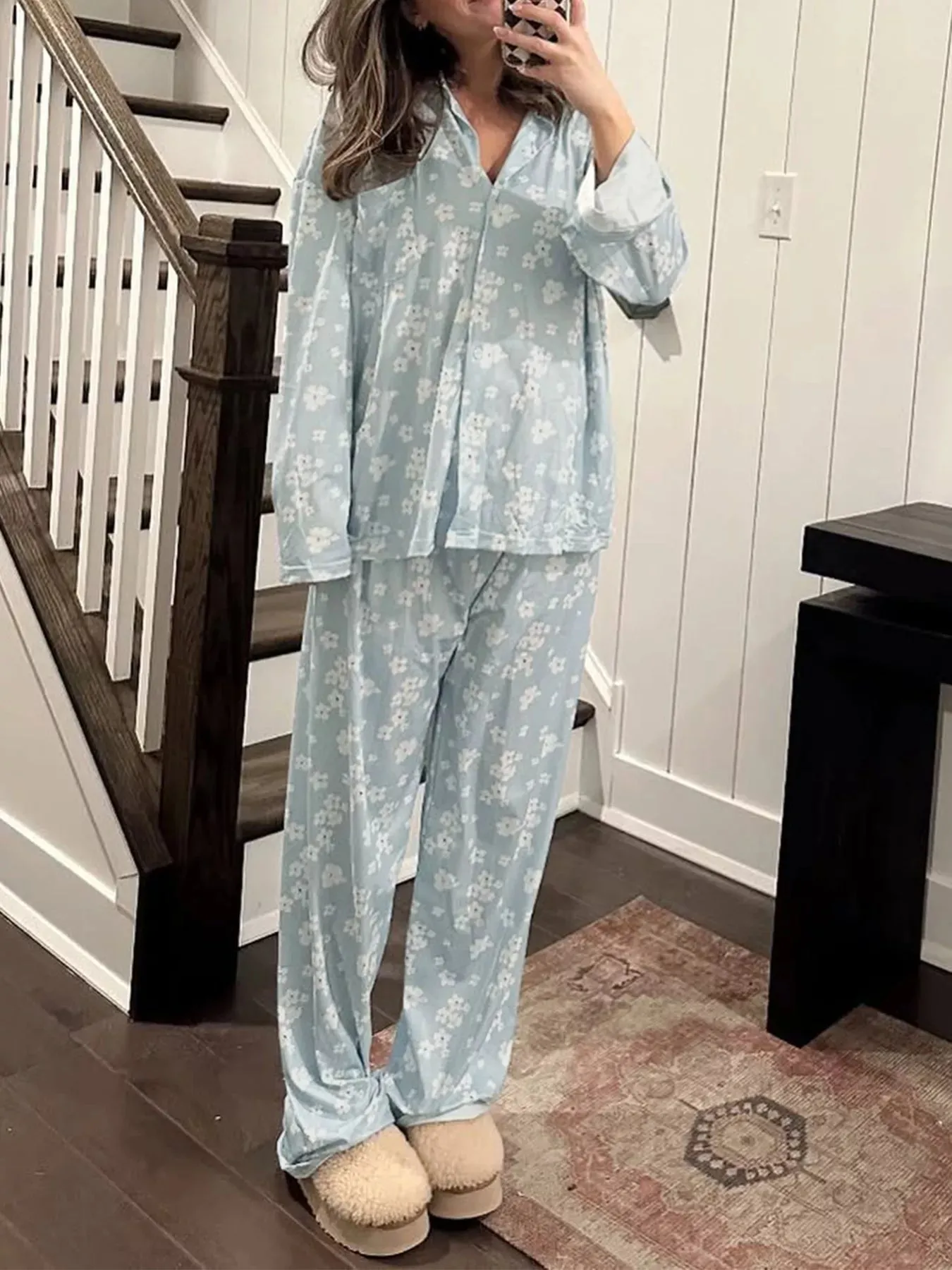 Floral Print Relaxed Fit Top and Pants Lounge Set sold by Charming Charlie product image thumbnail 3