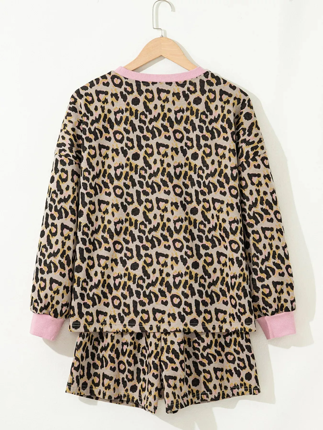 Leopard Print Contrast Edge Long Sleeve Pullover Shorts Set sold by Charming Charlie product image thumbnail 3
