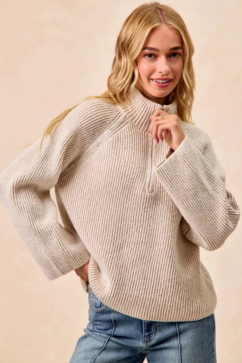 BiBi Two Tone Rib Texured Knit Collared Top with Zip Up sold by Charming Charlie product image thumbnail 2