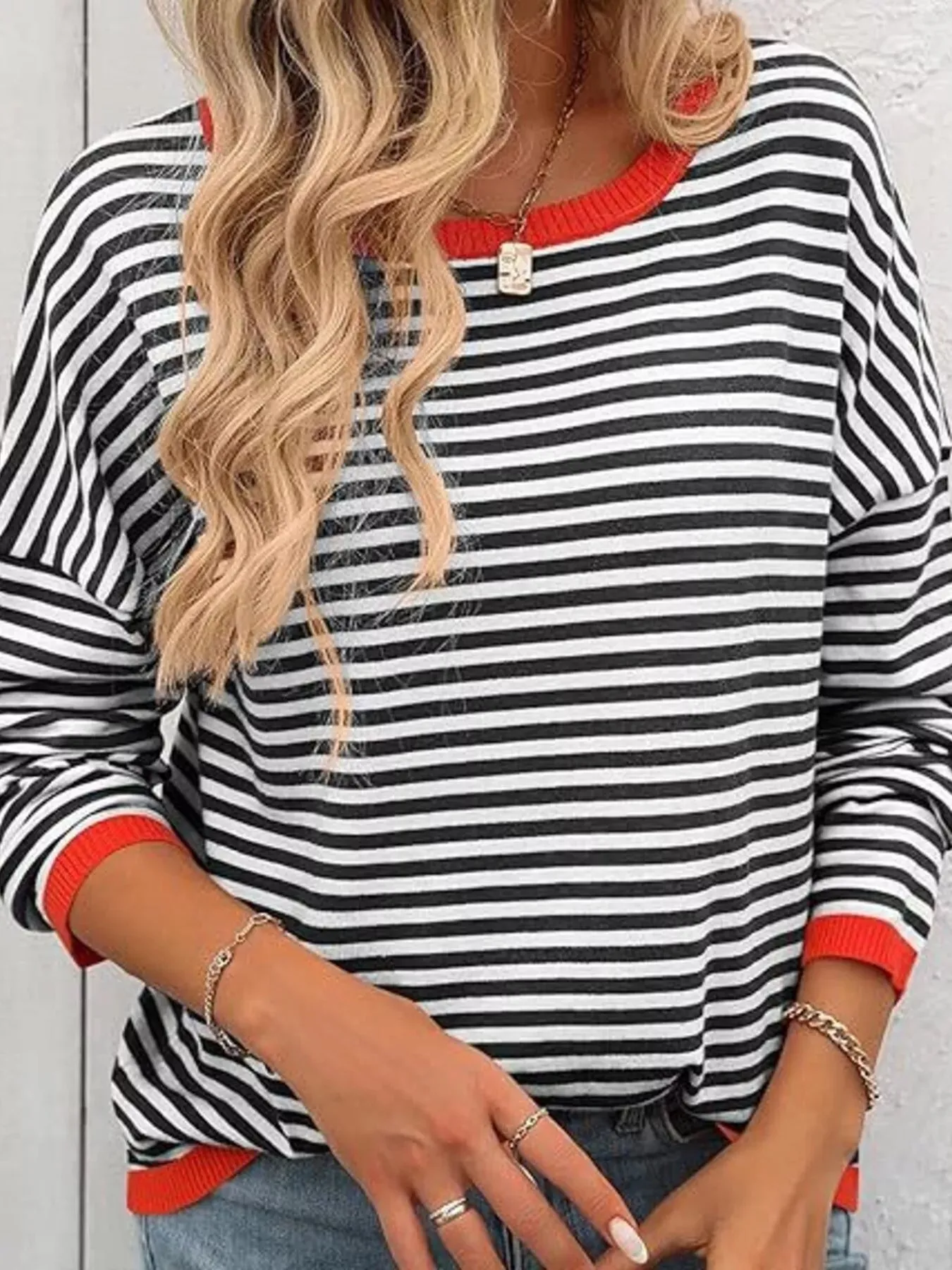 Plus Size Contrast Striped Long Sleeve Sweater sold by Charming Charlie product image thumbnail 3