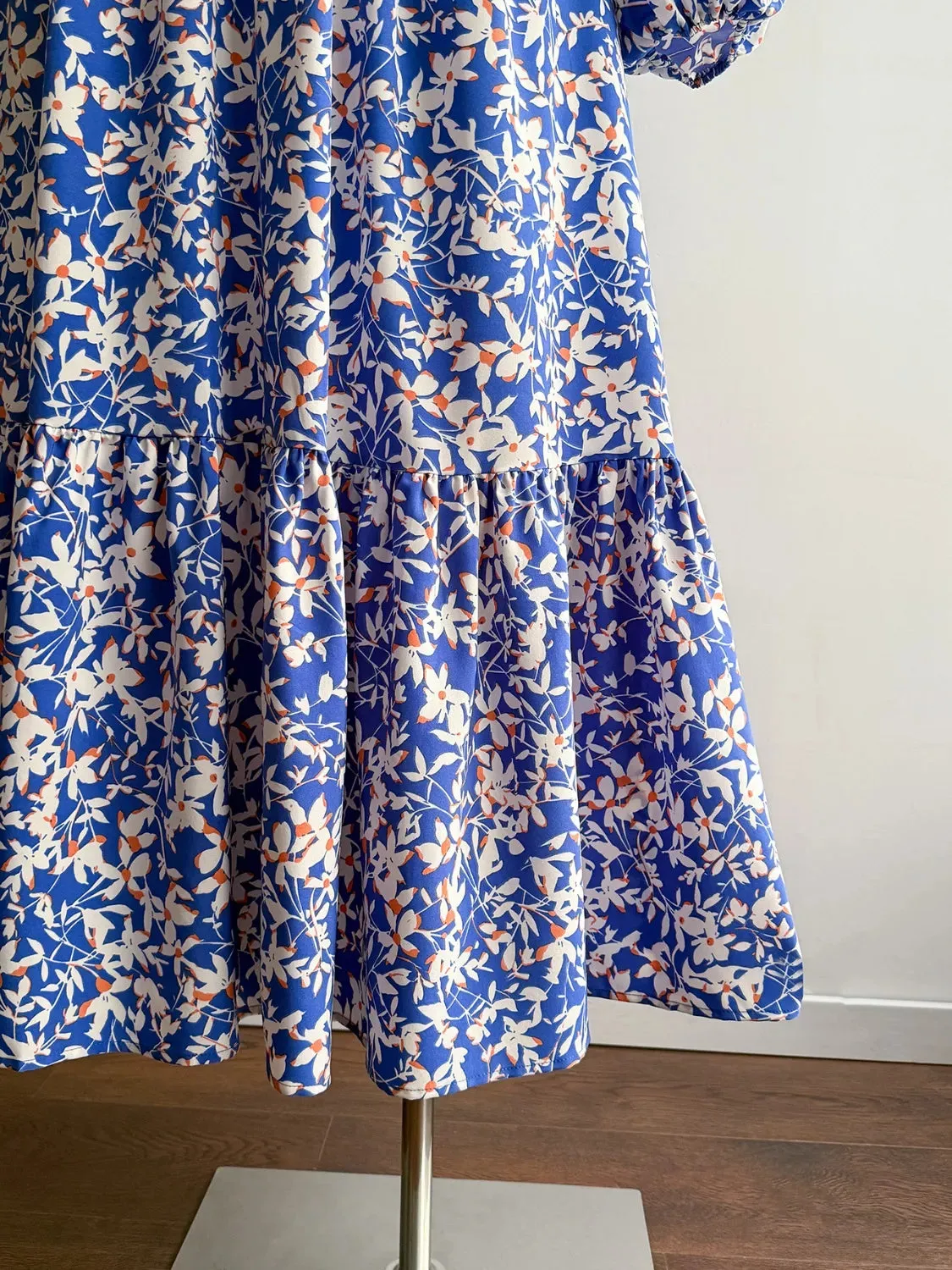 Plus Size Floral Print V-Neck Long Sleeve Maxi Dress sold by Charming Charlie product image thumbnail 4