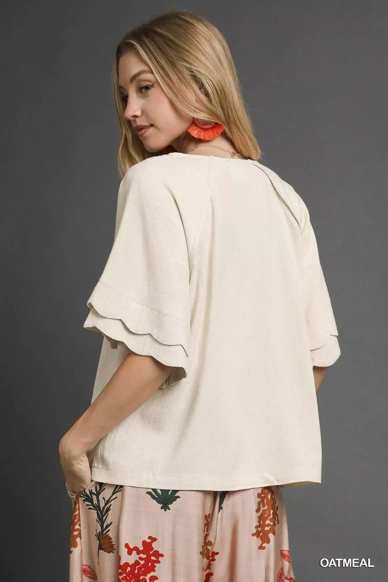 Umgee Linen Scallop Sleeve Boho Top sold by Charming Charlie product image thumbnail 3