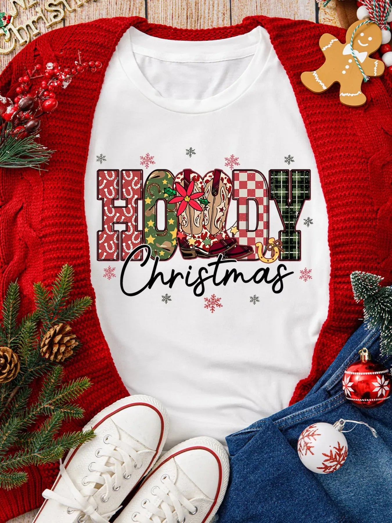 HOWDY Christmas Festive Letter Printed Crew Neck T Shirt sold by Charming Charlie product image thumbnail 4