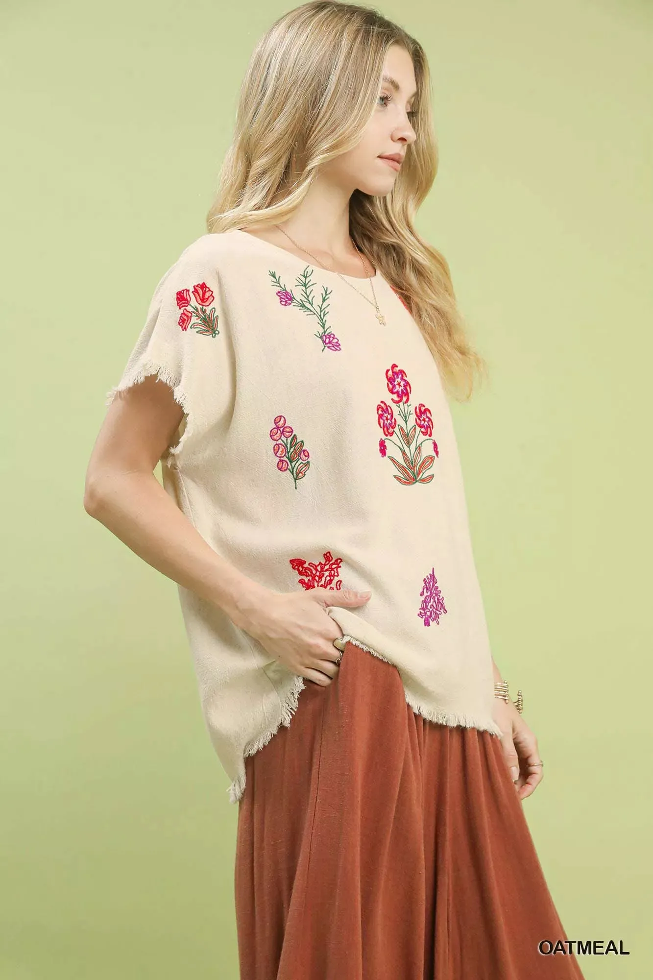 Umgee Linen Blend Embroidered Frayed Hem Top sold by Charming Charlie product image thumbnail 2
