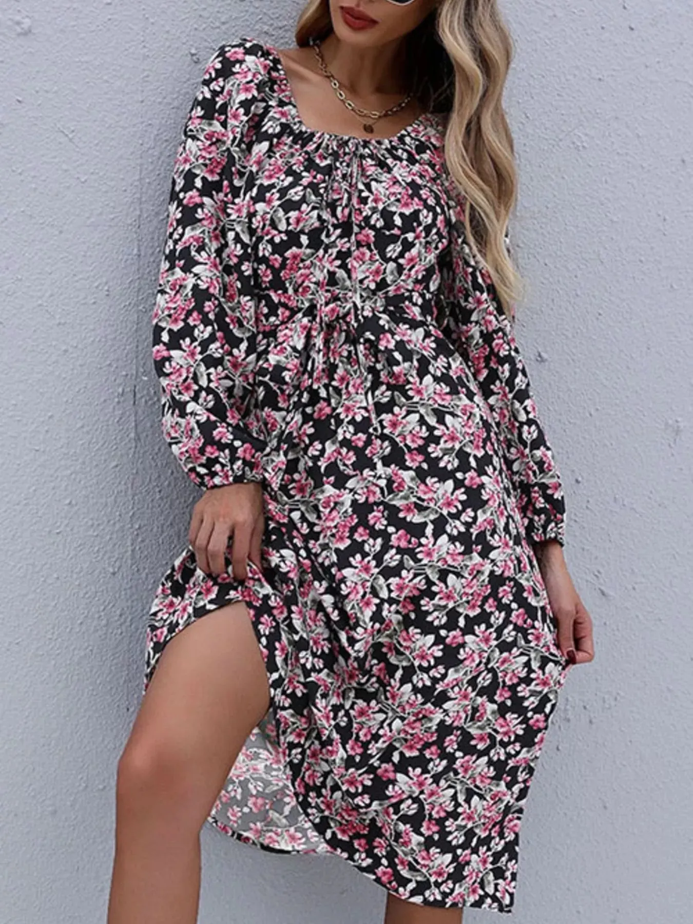 Floral Print Long Sleeve Midi Dress sold by Charming Charlie product image thumbnail 3