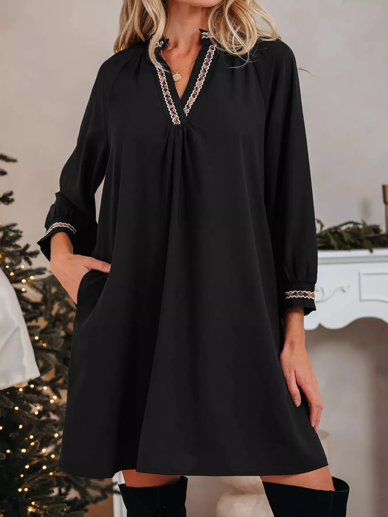 Contrast Trim Bracelet Sleeve Shift Mini Dress sold by Charming Charlie product image thumbnail 3