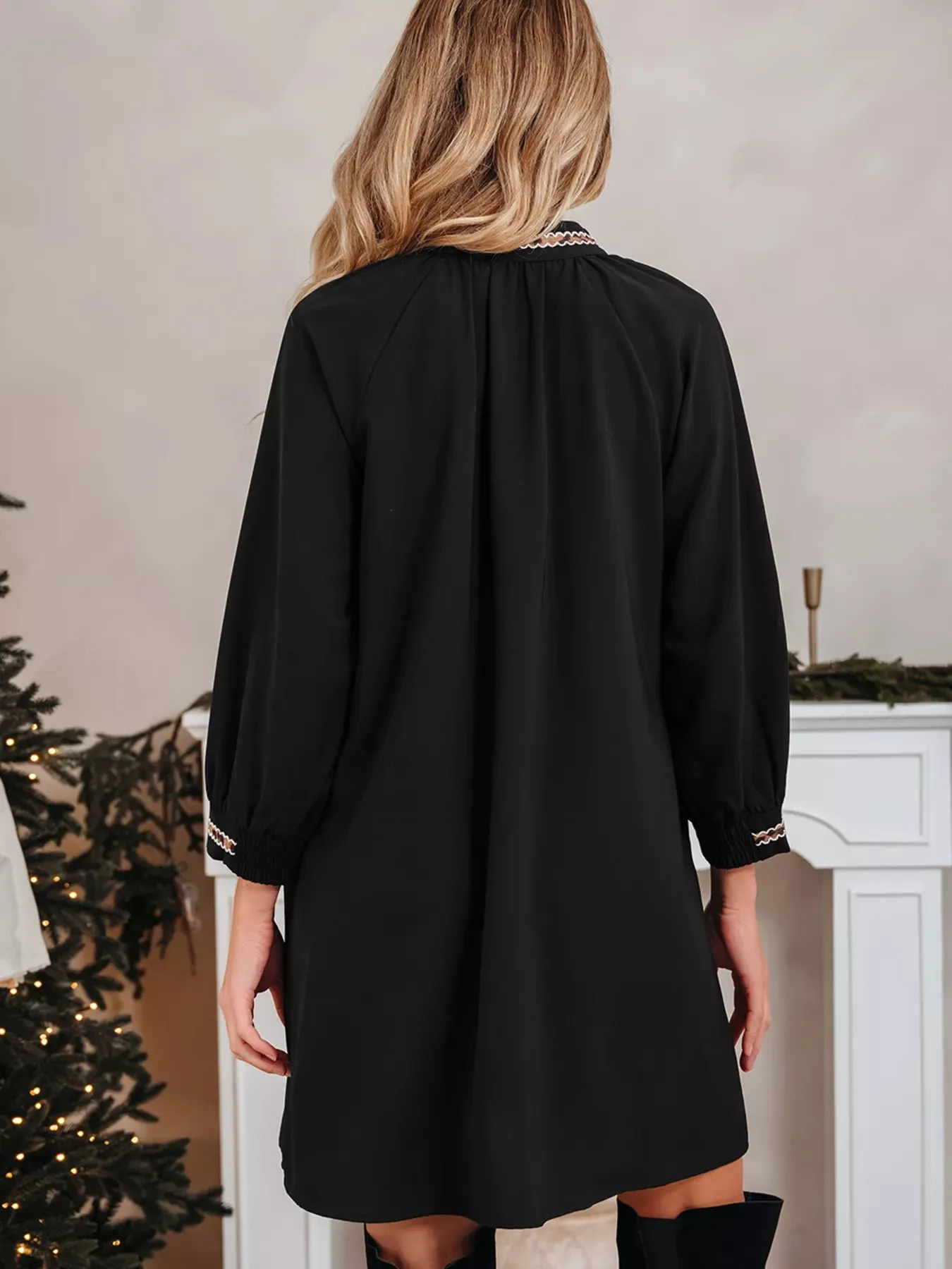 Contrast Trim Bracelet Sleeve Shift Mini Dress sold by Charming Charlie product image thumbnail 4