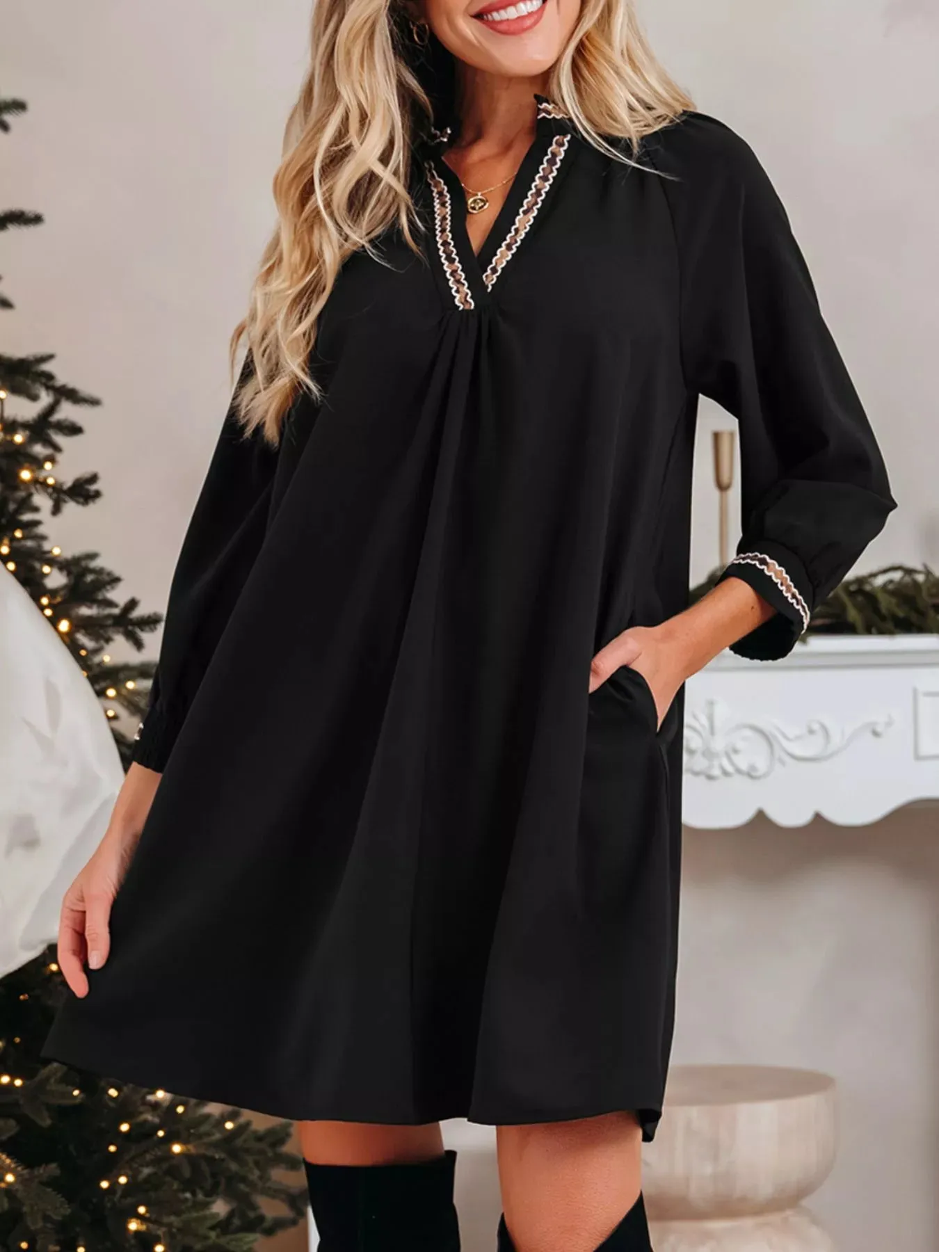 Contrast Trim Bracelet Sleeve Shift Mini Dress sold by Charming Charlie product image thumbnail 2