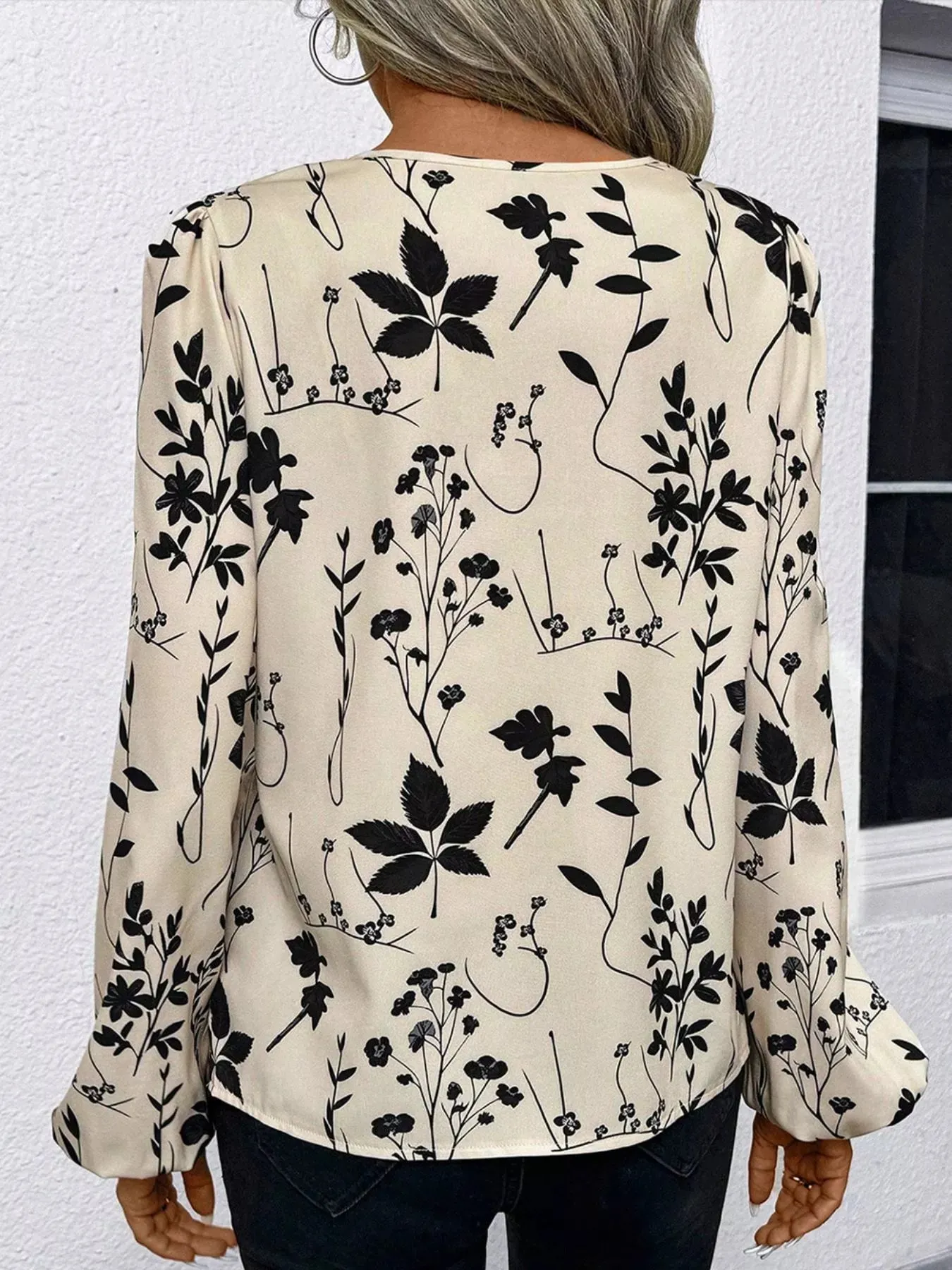 Floral Print Split Neck Long Sleeve Blouse sold by Charming Charlie product image thumbnail 3
