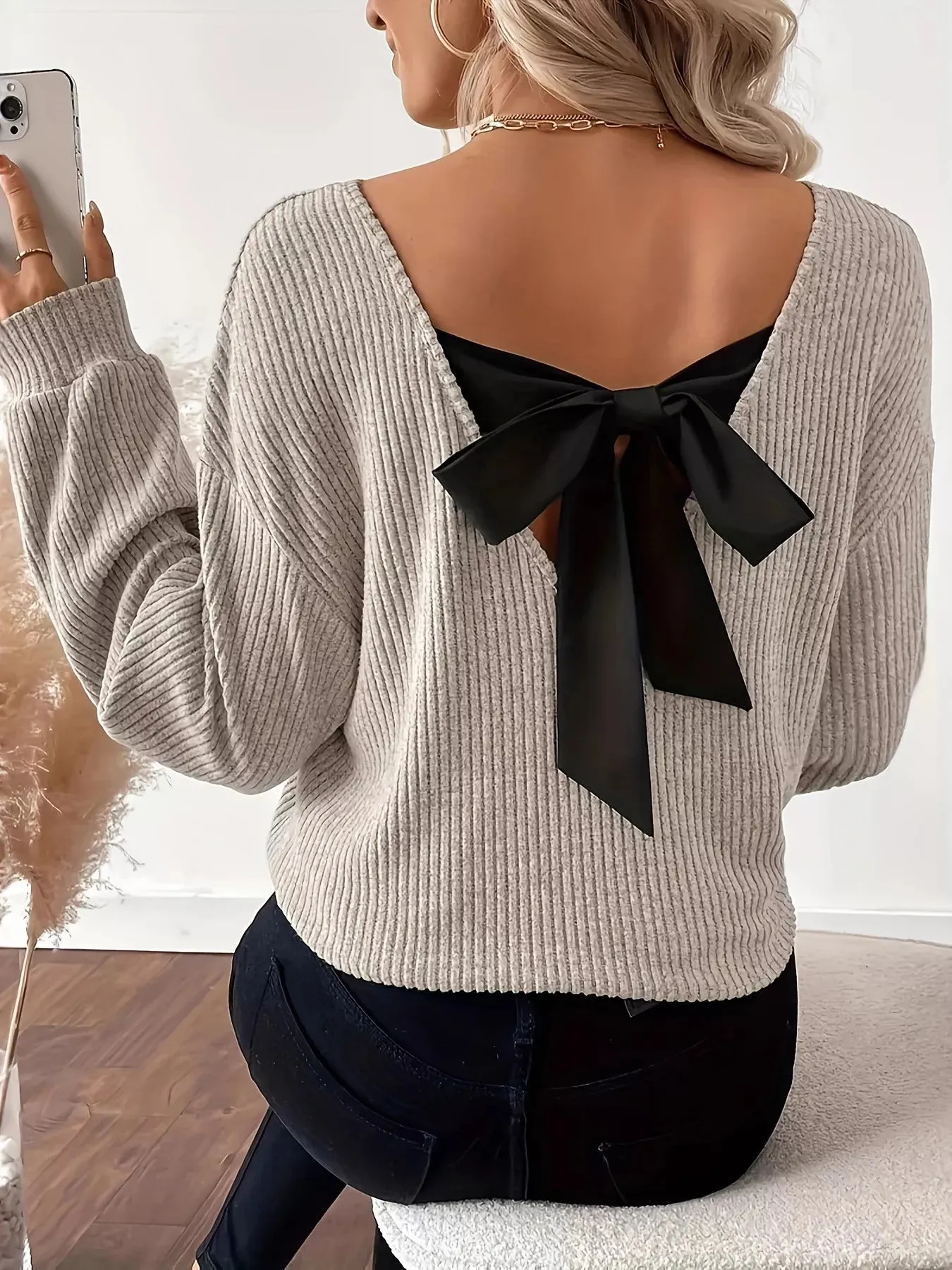 Full Size Ribbed Knit Backless Bow T-Shirt Plus Size sold by Charming Charlie product image thumbnail 3