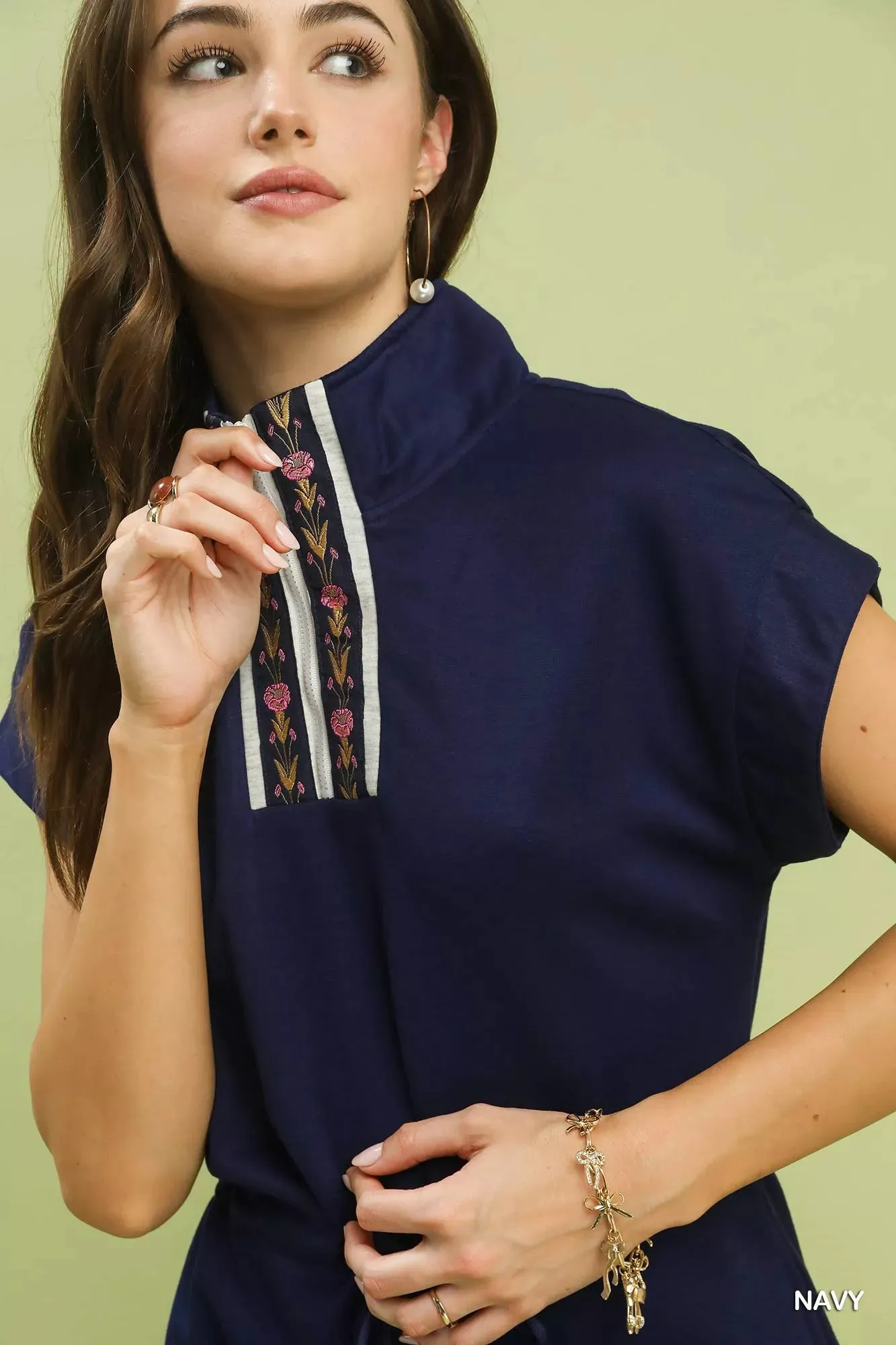 Umgee Dolman Sleeve Zip Detail Dress sold by Charming Charlie product image thumbnail 4