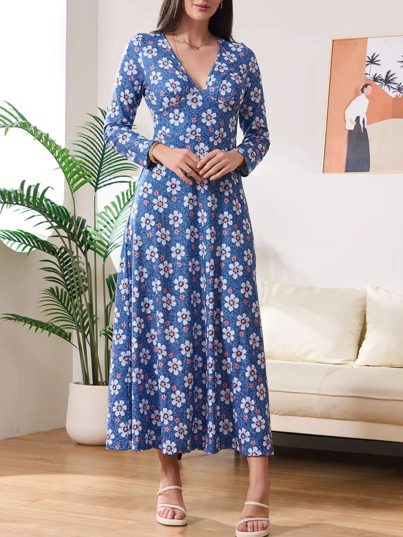 Floral Print V-Neck Long Sleeve Midi Dress sold by Charming Charlie product image thumbnail 3