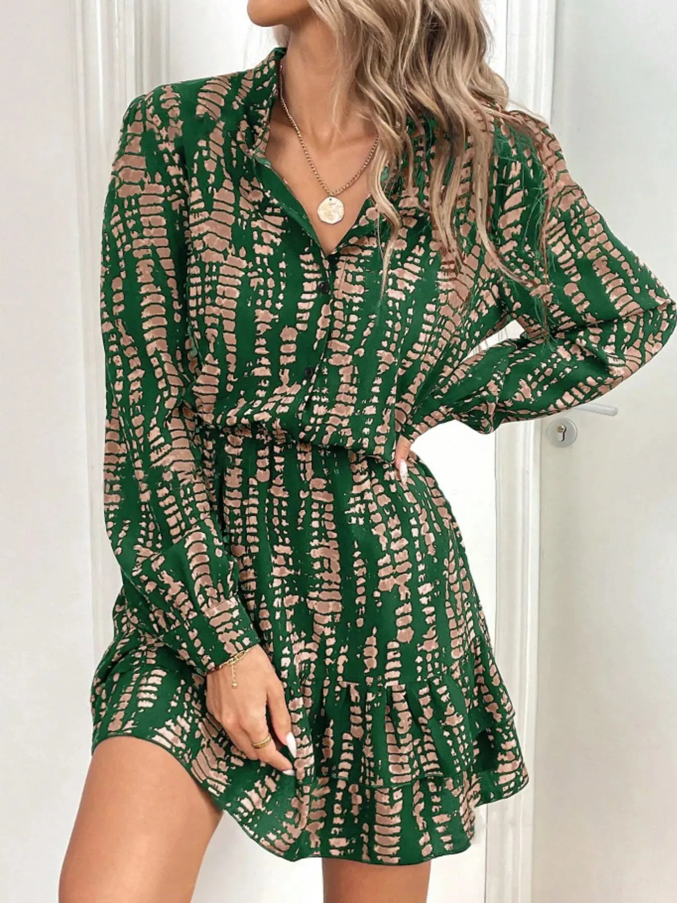 Printed Long Sleeve Mini Dress sold by Charming Charlie product image thumbnail 4