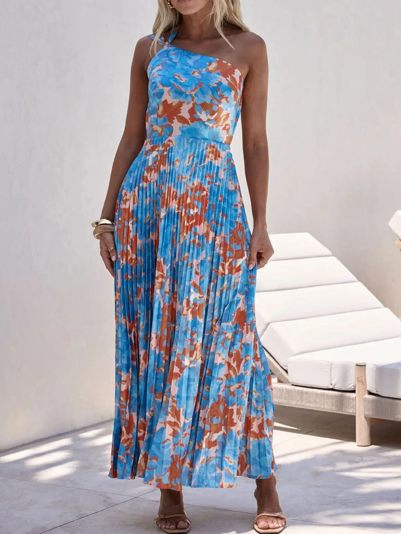 Floral Print One-Shoulder Pleated Dress sold by Charming Charlie product image thumbnail 4