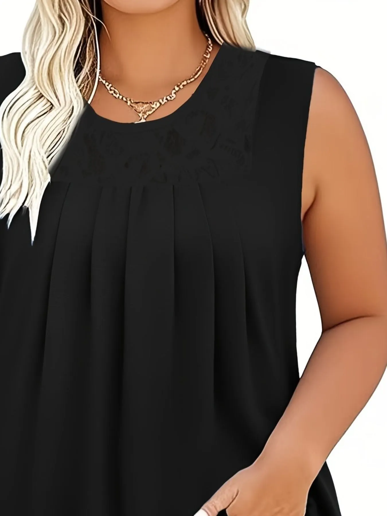 Plus Size Lace Trim Round Neck Tank sold by Charming Charlie product image thumbnail 4