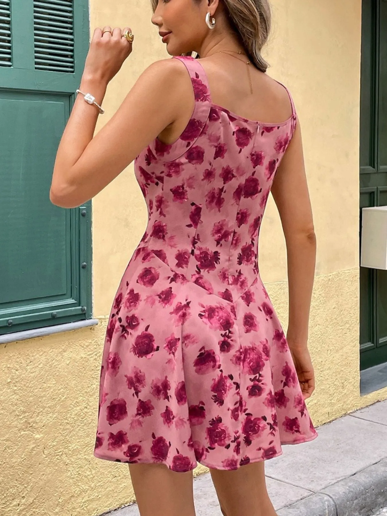 Floral Print Square Neck Mini Dress sold by Charming Charlie product image thumbnail 2