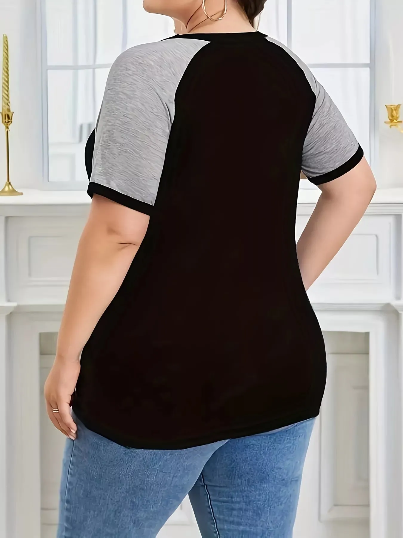 Plus Size Casual Color Block Raglan Sleeve T-Shirt sold by Charming Charlie product image thumbnail 2