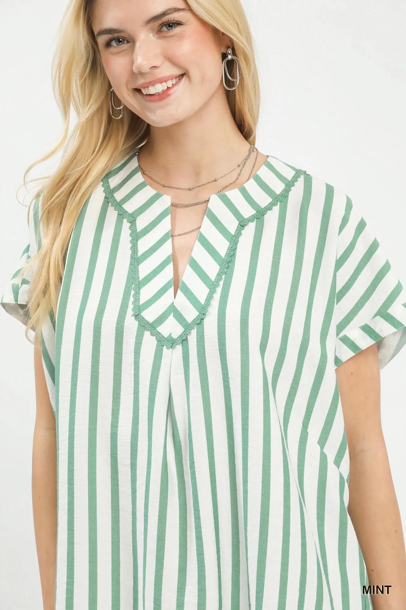 Umgee Mixed Stripe Split Neck Oversized Blouse sold by Charming Charlie product image thumbnail 5