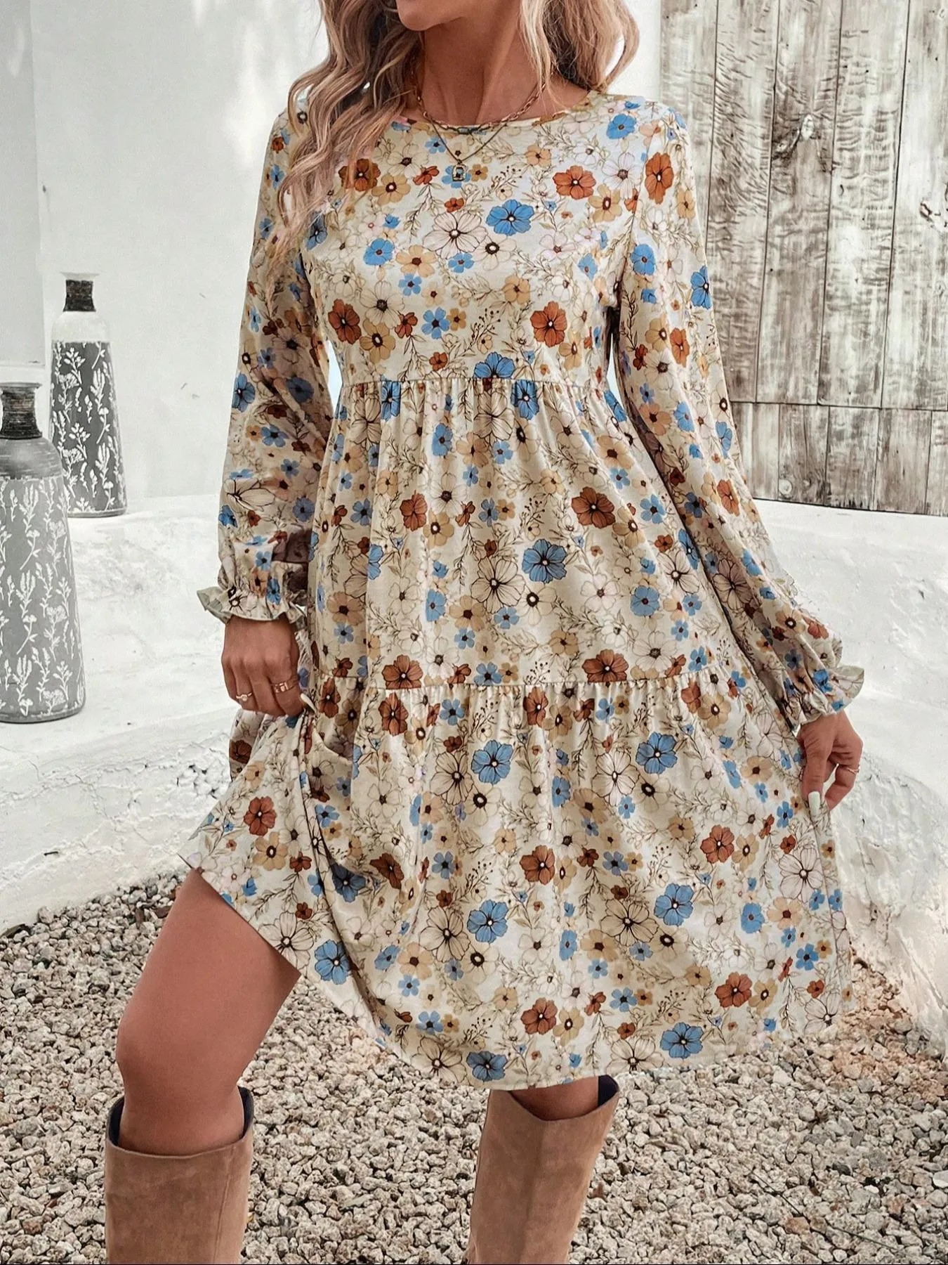 Floral Print Long Sleeve Tiered Dress sold by Charming Charlie product image thumbnail 4