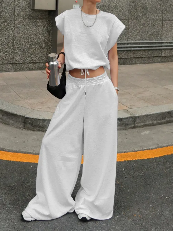 Round Neck Top and Wide Leg Pants Set made by Trendsi