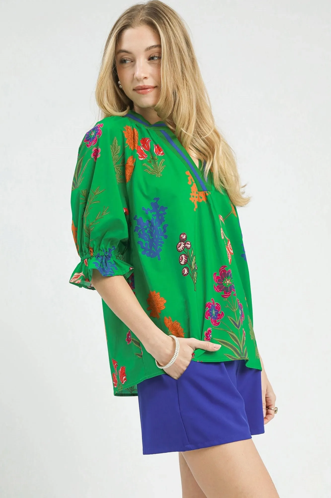 Umgee Floral Split Neck Puff Sleeve Top sold by Charming Charlie product image thumbnail 2