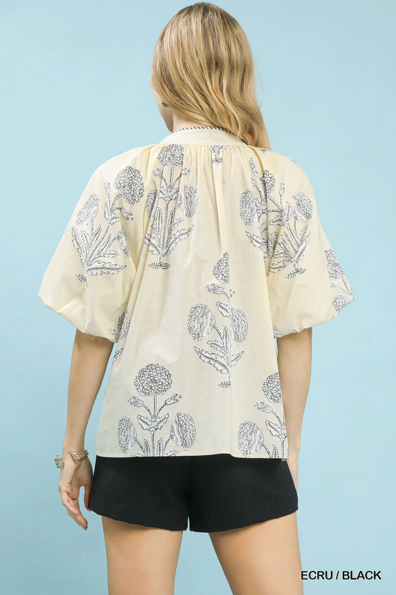 Umgee Floral Print V-Neck Top sold by Charming Charlie product image thumbnail 3