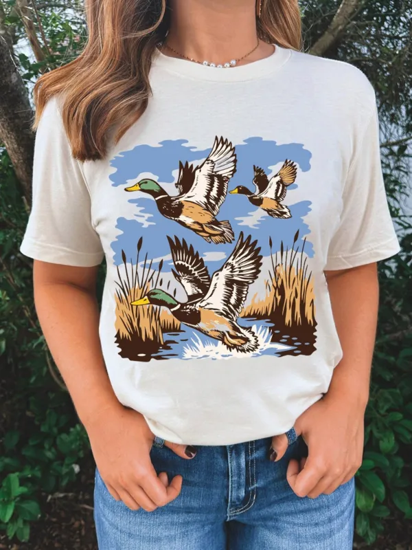 Wild Duck Graphic Round Neck Tee made by Trendsi
