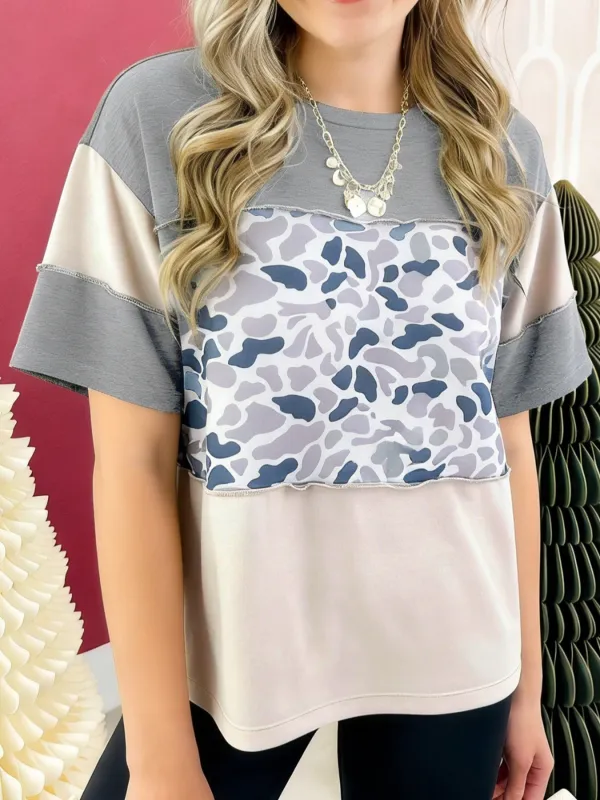 Color Block Camo Print Relaxed Fit T-Shirt made by Trendsi