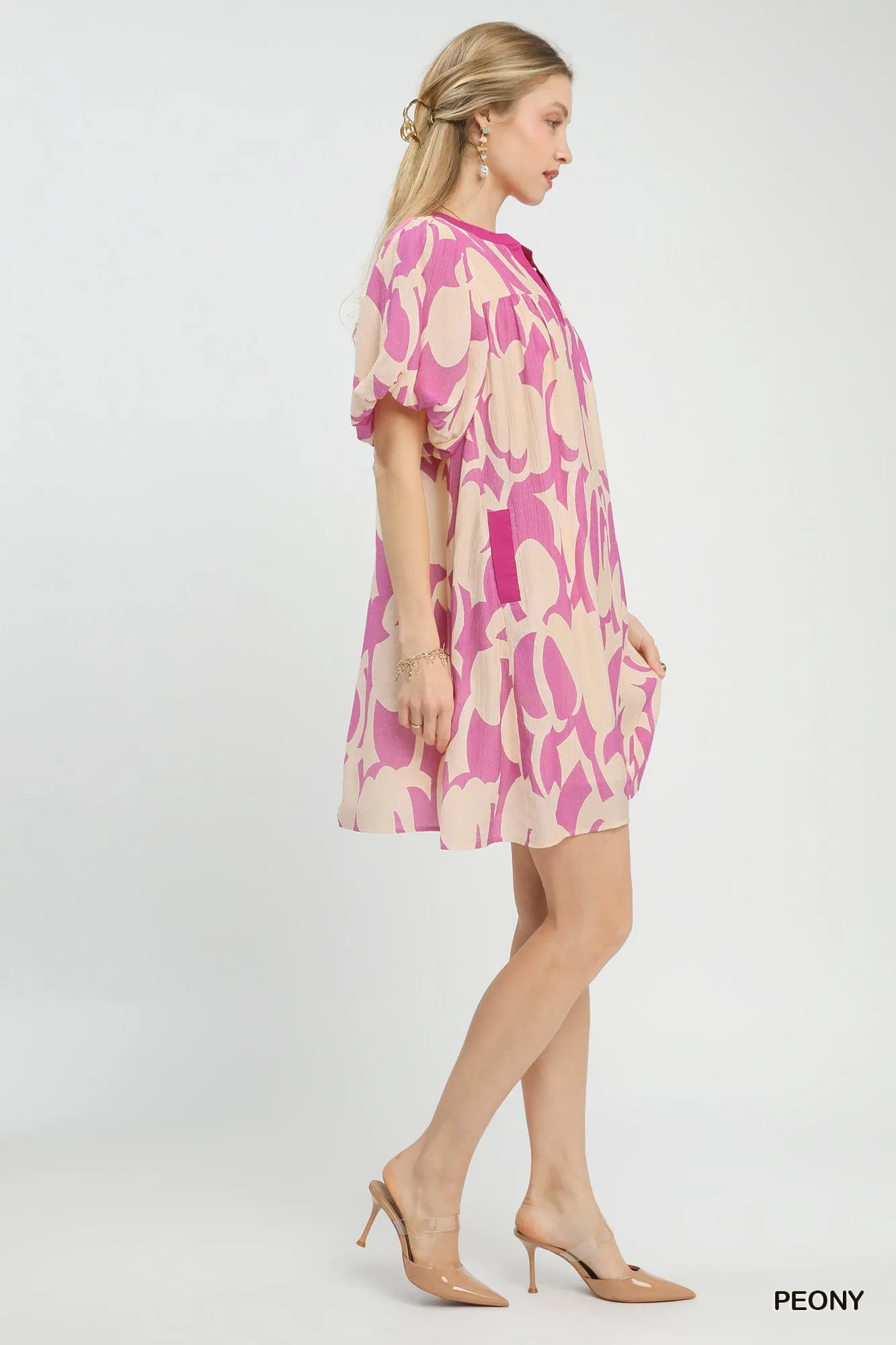 Umgee Abstract Print Puff Sleeve Shift Dress sold by Charming Charlie product image thumbnail 3