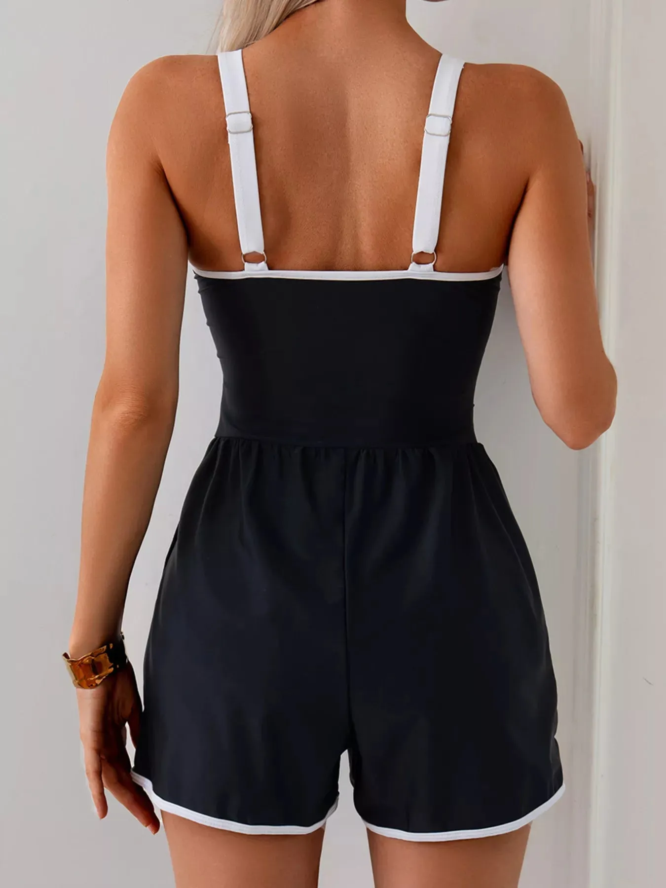 Contrast Trim Scoop Neck One-Piece Swimsuit sold by Charming Charlie product image thumbnail 5