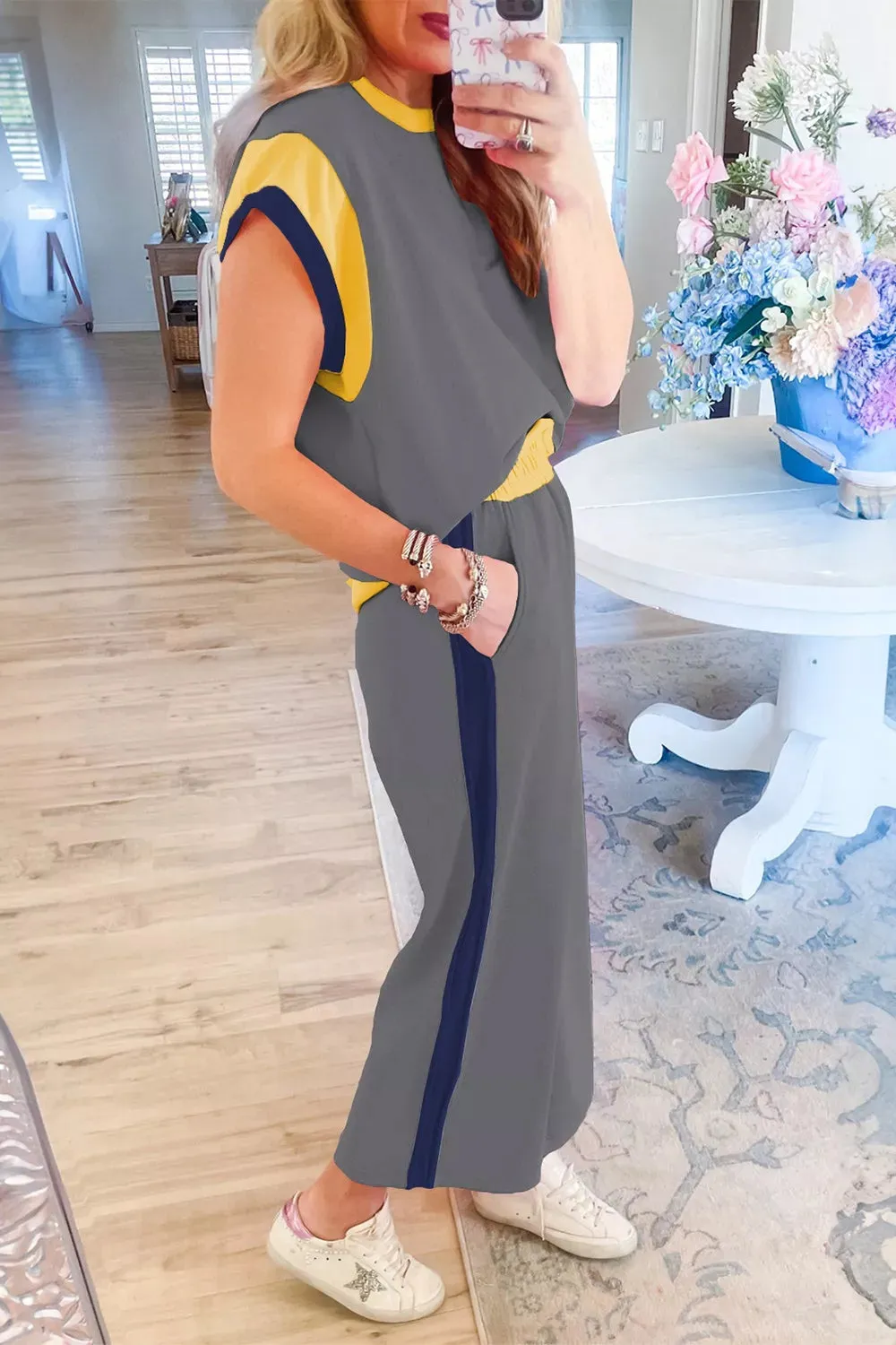 Contrast Trim Top and Pants Set sold by Charming Charlie product image thumbnail 2