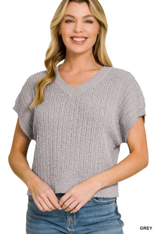 Zenana Textured Knit V-Neck Cropped Sweater made by Trendsi